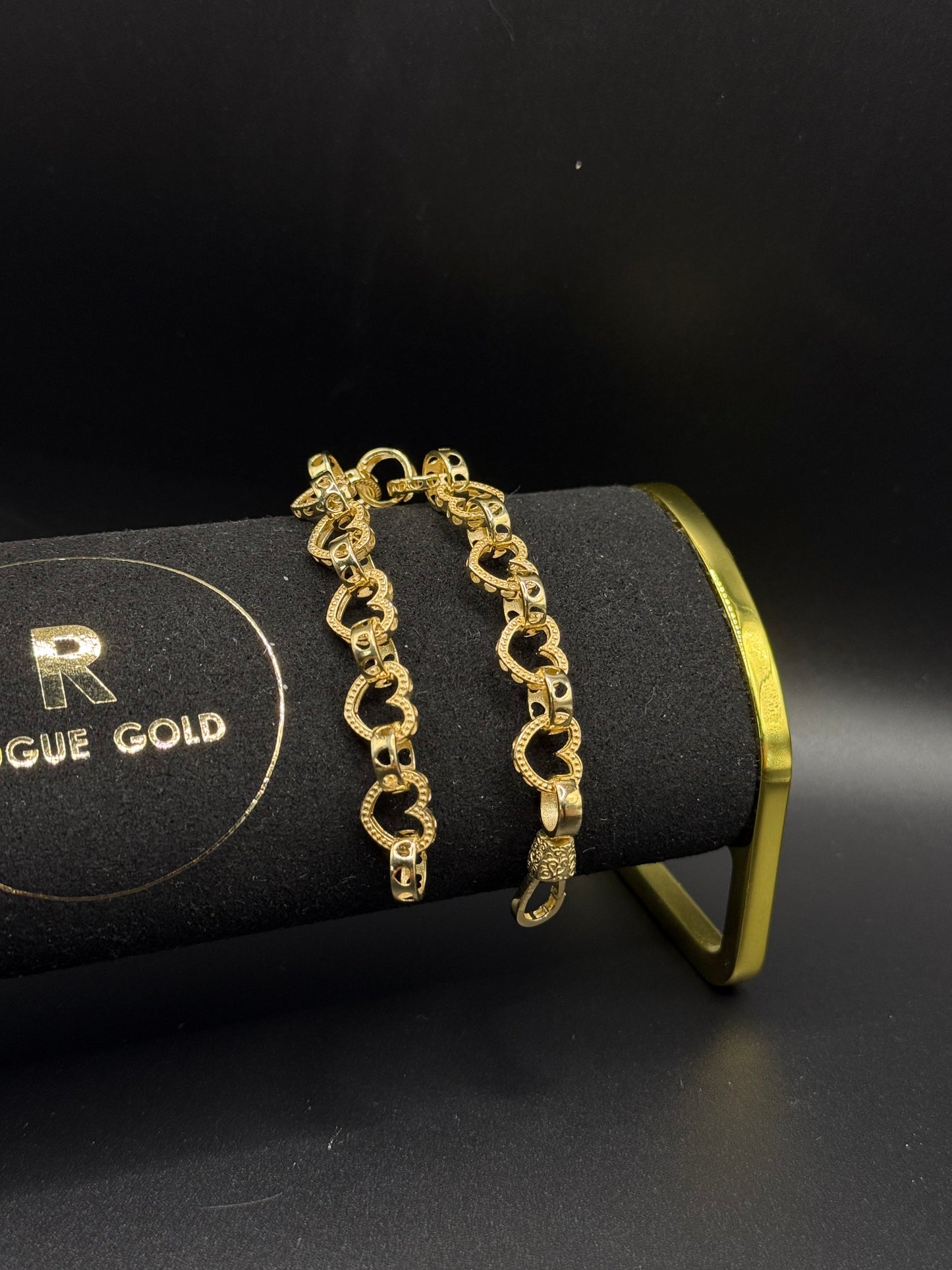 7.6” HEART LINK BRACELET