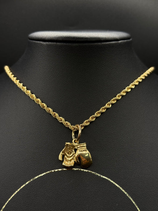 9CT BOXING GLOVE PENDANT