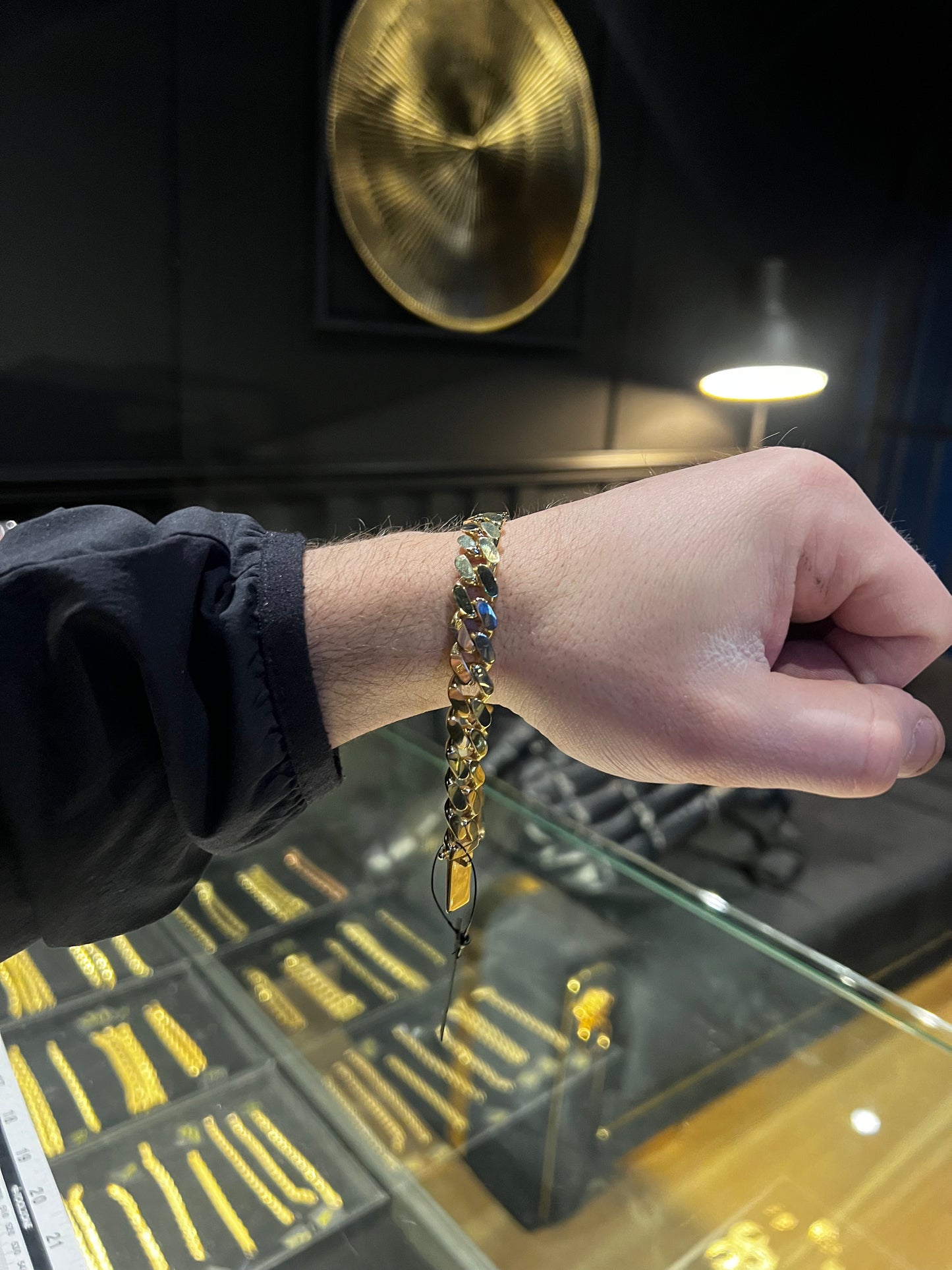 9” CUBAN LINK BRACELET 15.3g #RG001