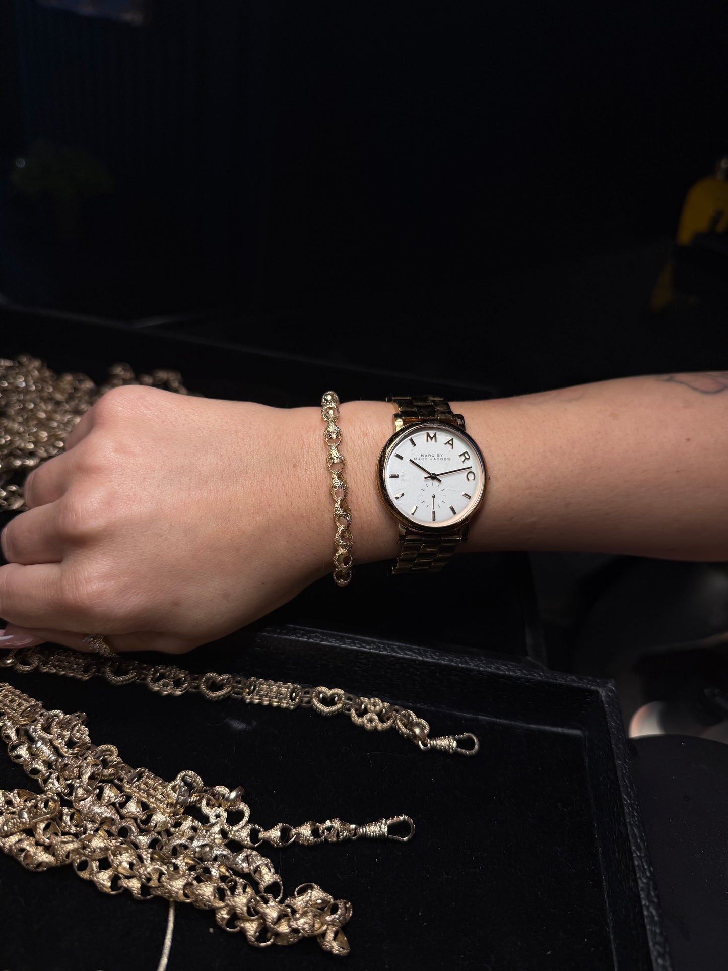 5.5” - 6.5MM ACORN BRACELET 9CT GOLD