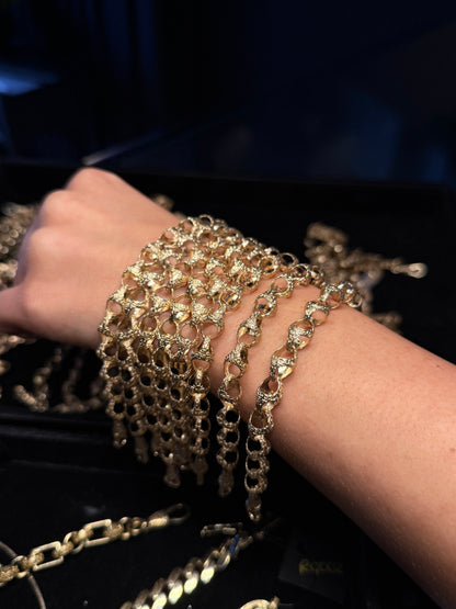 6.5” - 8MM ACORN BRACELET 9CT GOLD