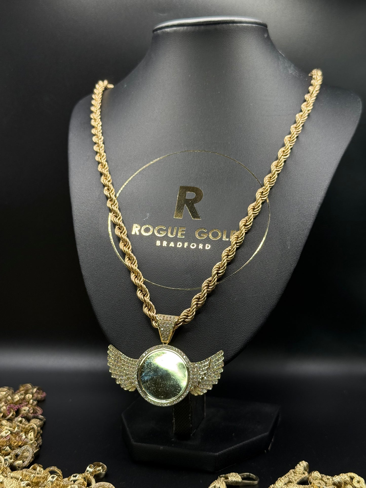 26.5” WING MEMORIAL & ROPE SET