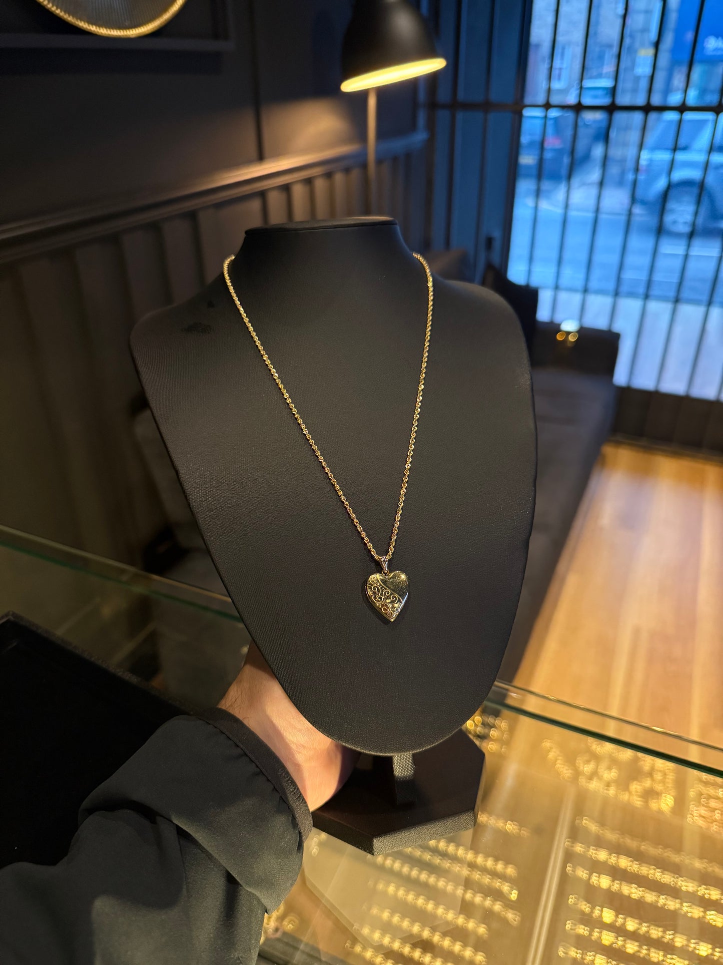 20” Heart Locket Rope Set 9ct gold