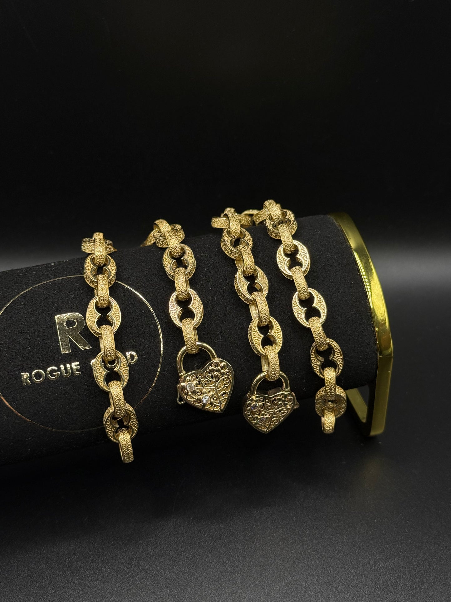 8” 9ct Button Link with Locket